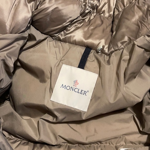 Authentic Moncler Tinuviel Fox fur Puffer Coat - Picture 14 of 16